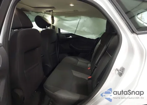 2014 Ford Focus Se z USA, uszkodzony, nr VIN 1FADP3K26EL301235